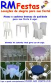 Mesas e cadeiras especiais brancas plasticas